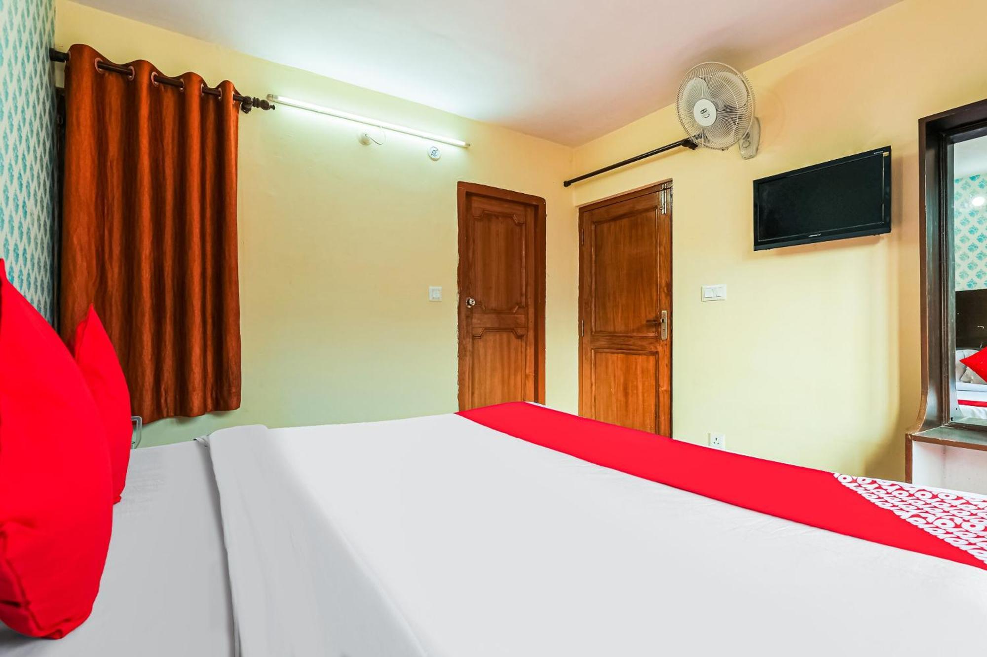 Collection O Chand Regency Nainital